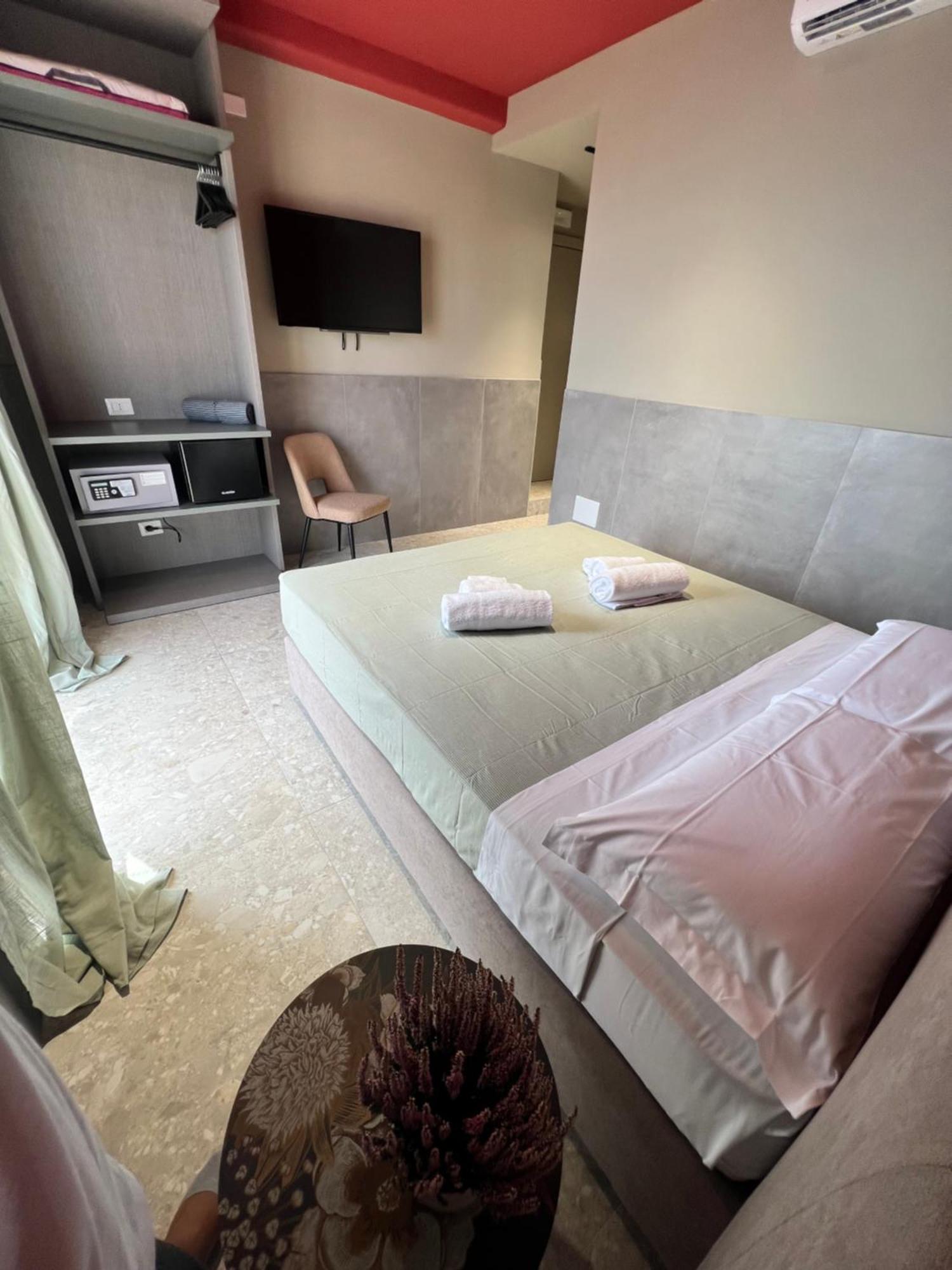 Mia Suites Porto Nápoles Exterior foto